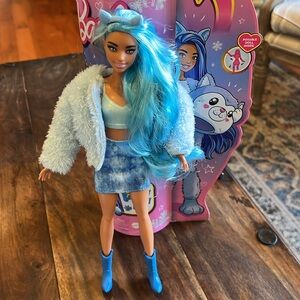 Barbie Cutie Reveal Doll Snowflake Sparkle Series Husky Plush Costume